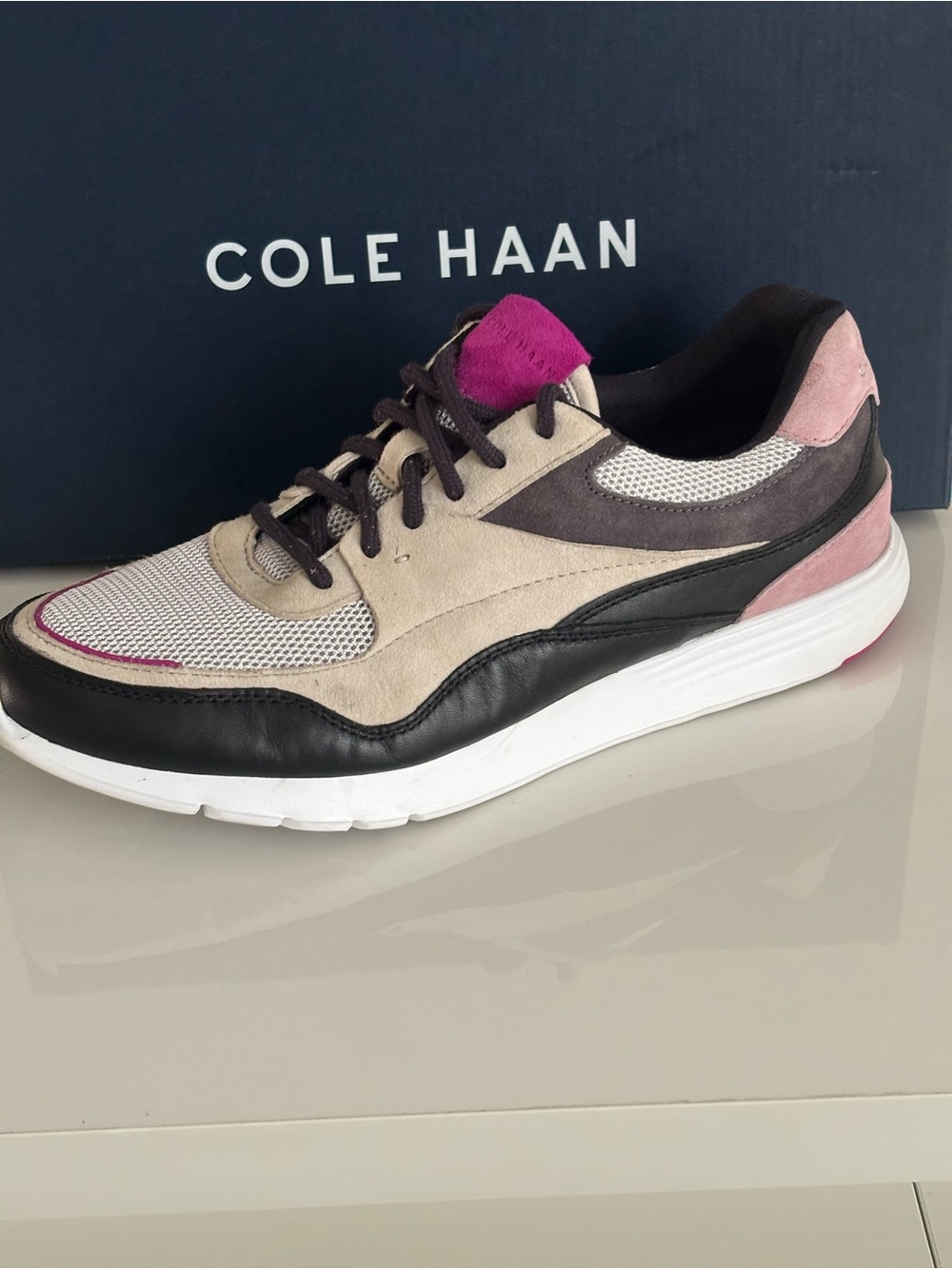 Cole Haan Grand Crosscourt LT Sneakers Women’s Size 9B Black Pink Gray W15334